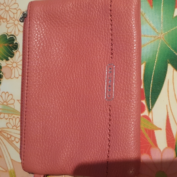 Coach wristlet/ wallet - Picture 5 of 9